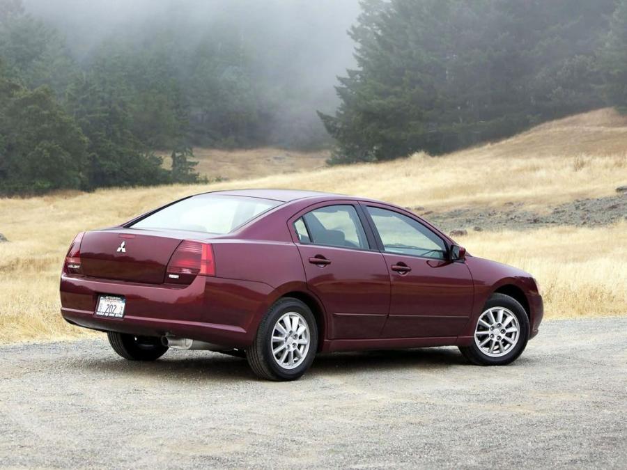  Mitsubishi Galant 2003 года  (фото 5 из 15)